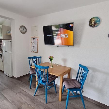 Apartman Dado Крес Екстериор снимка