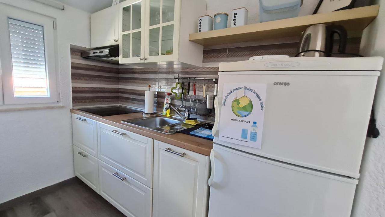 Apartman Dado Крес Екстериор снимка